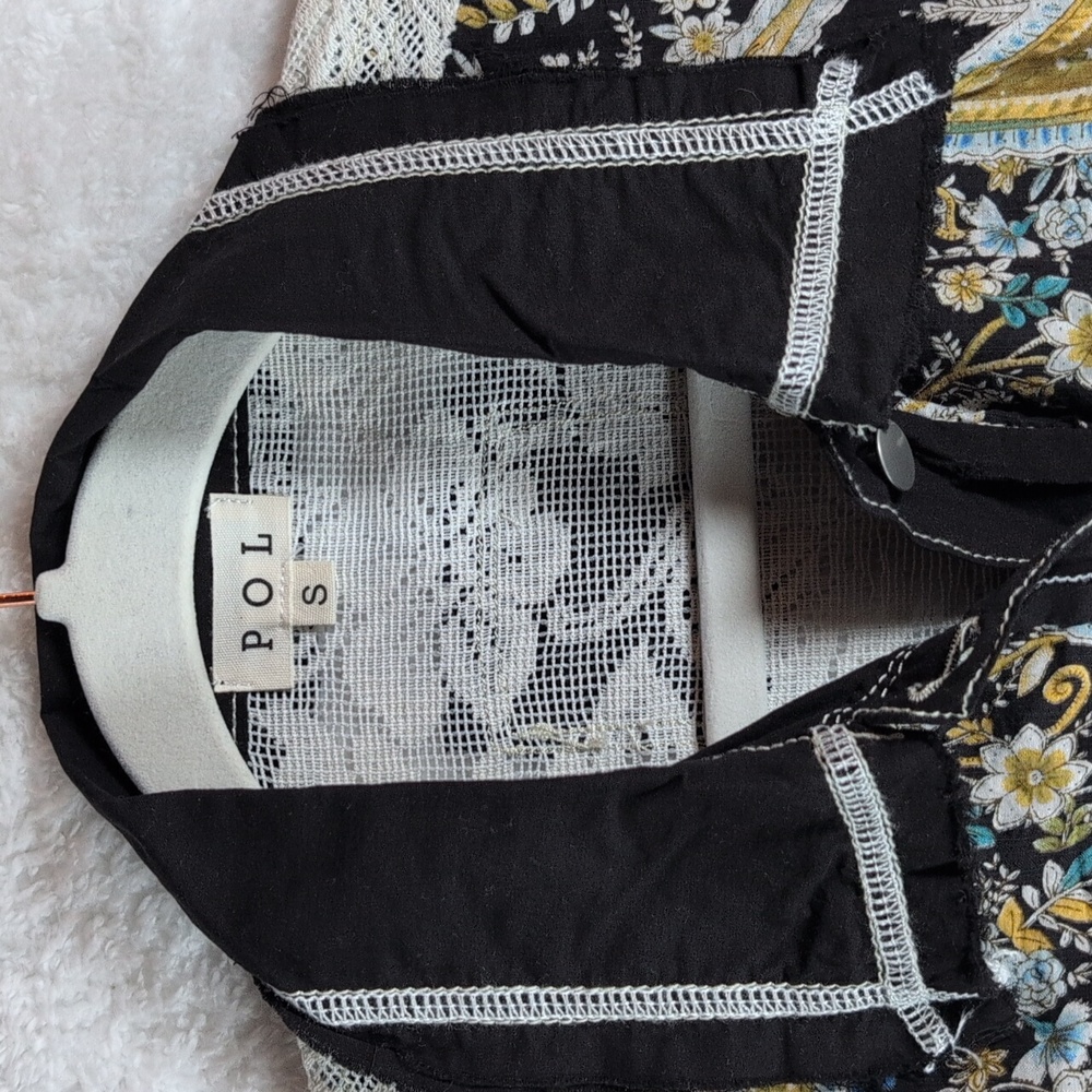 New POL Black and Gold Embroidered Jean Jacket - Picture 3 of 8